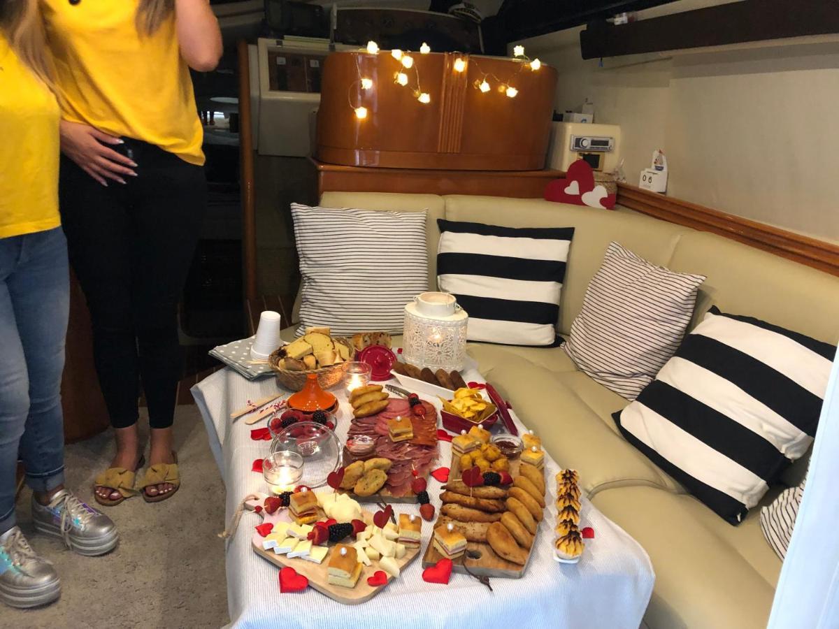 Aquadouro Yacht Radames - Sleep Boat Experience Hotel Castelo de Paiva Ngoại thất bức ảnh
