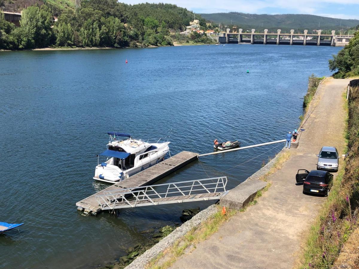 Aquadouro Yacht Radames - Sleep Boat Experience Hotel Castelo de Paiva Ngoại thất bức ảnh