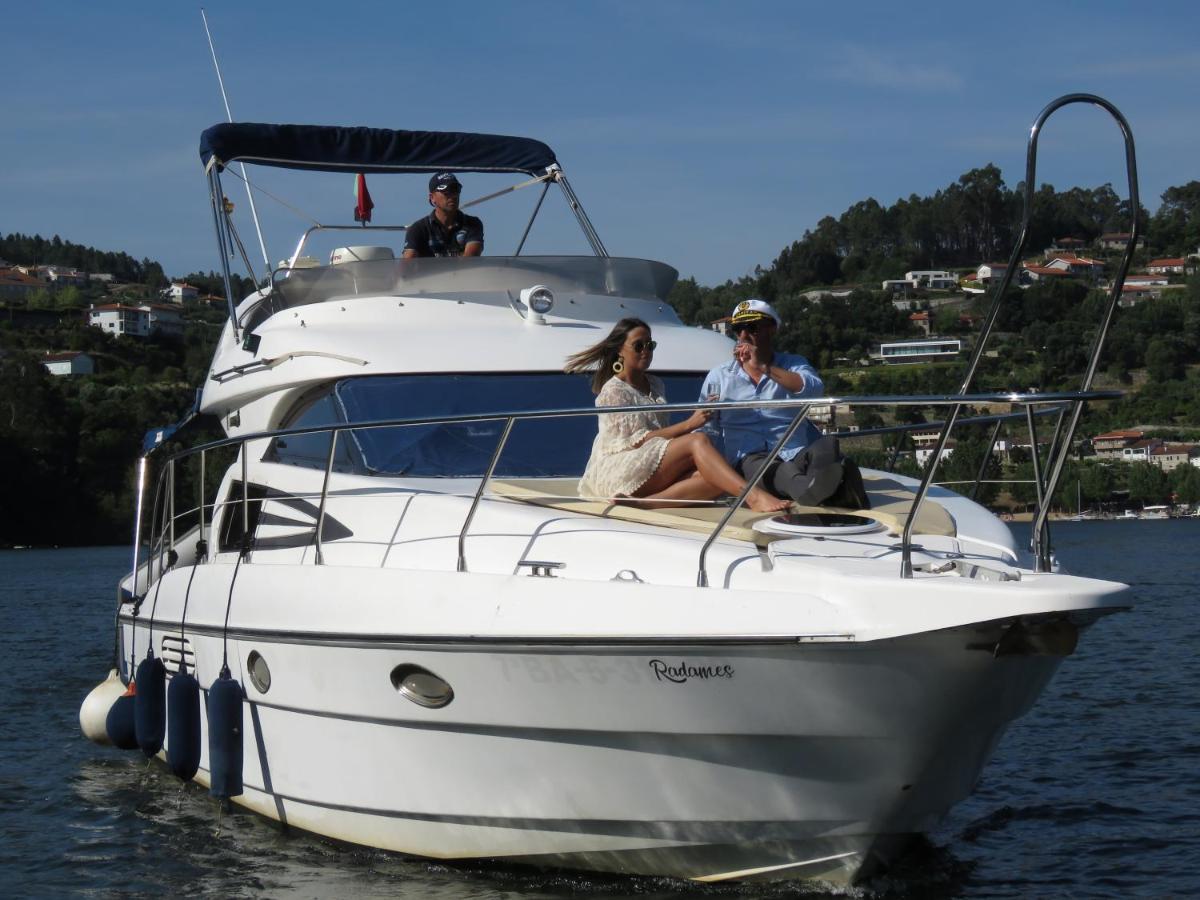 Aquadouro Yacht Radames - Sleep Boat Experience Hotel Castelo de Paiva Ngoại thất bức ảnh
